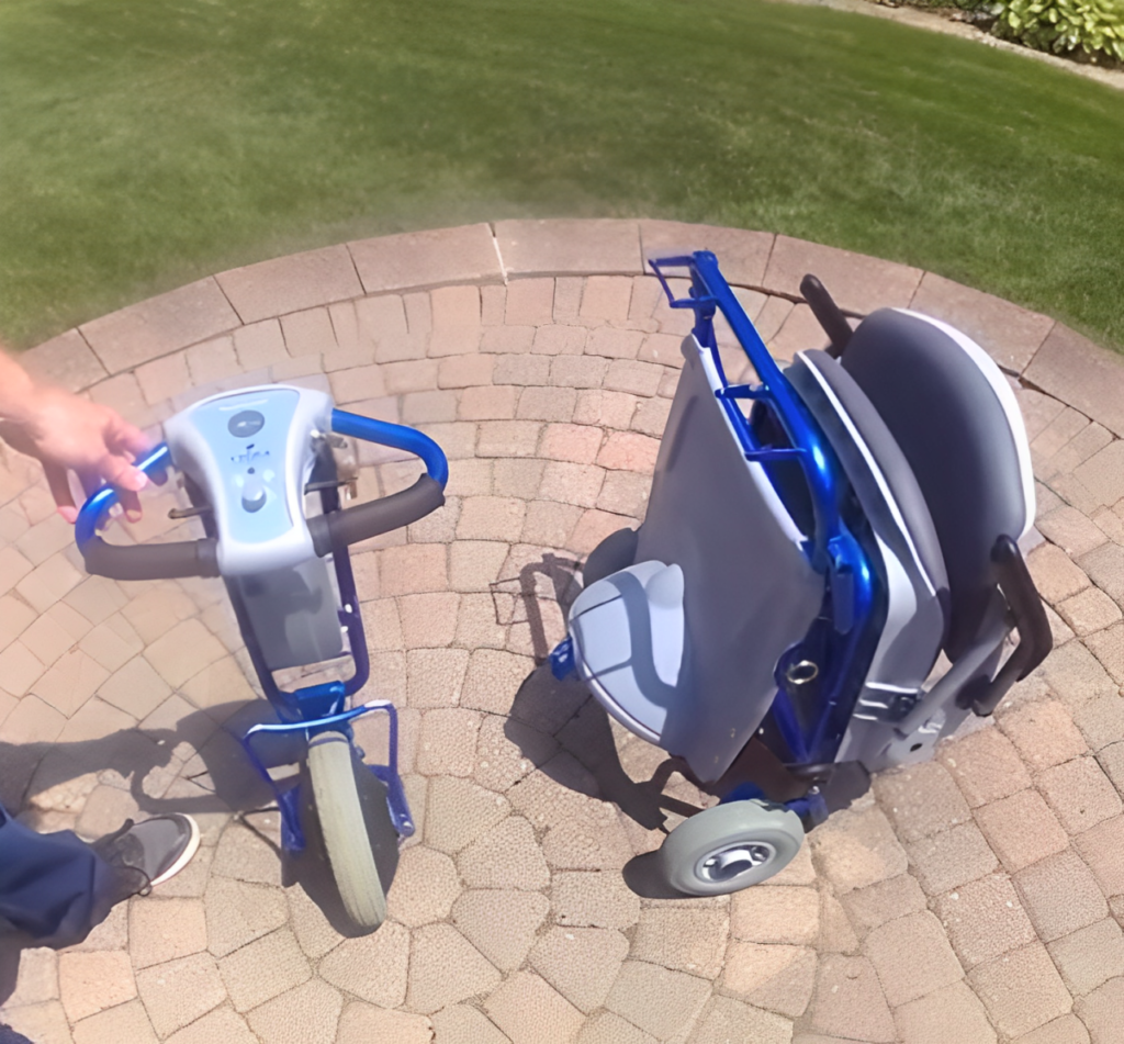 Tzora Feather scooter disassembled into two parts